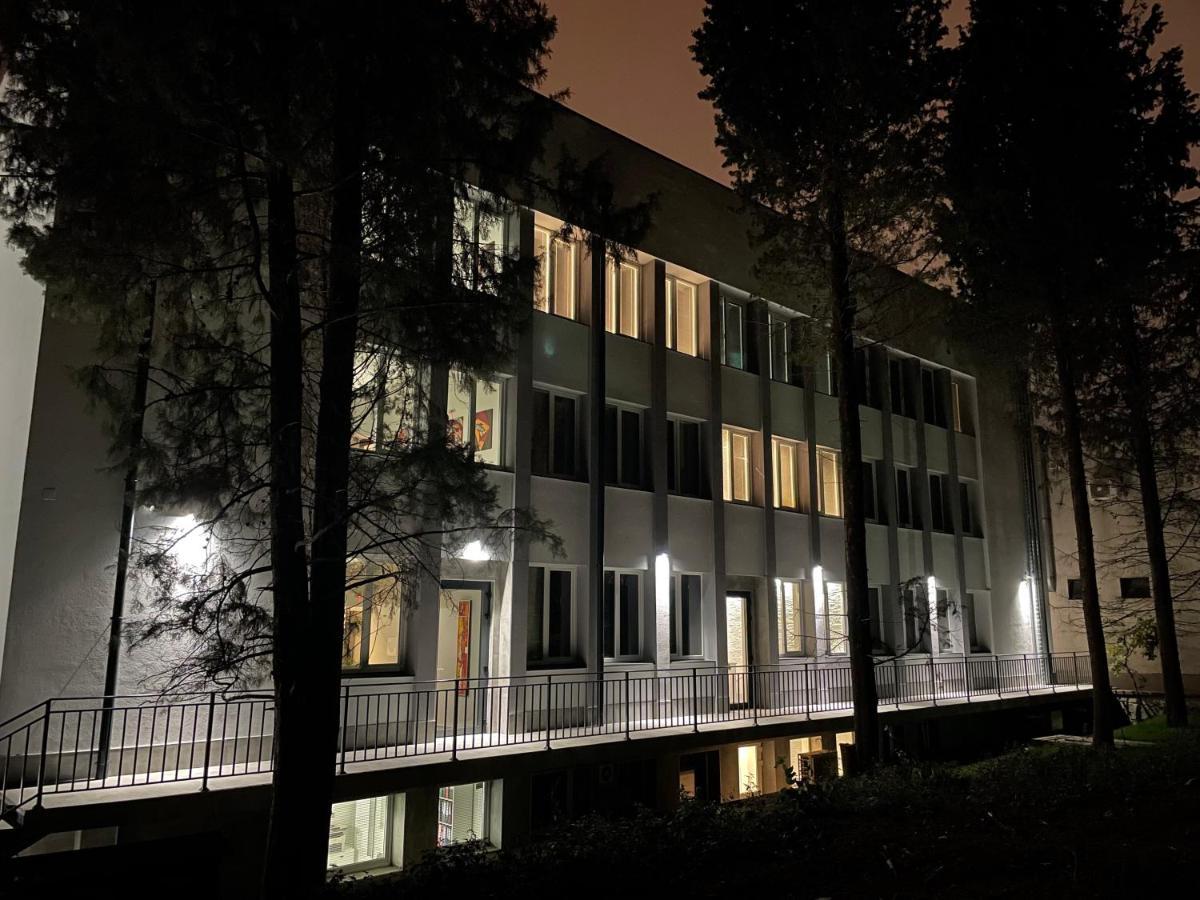 Dorm Bg Pet-Friendly Aparthotel スタラ・ザゴラ エクステリア 写真