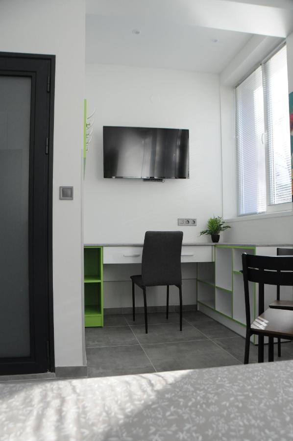 Dorm Bg Pet-Friendly Aparthotel スタラ・ザゴラ エクステリア 写真