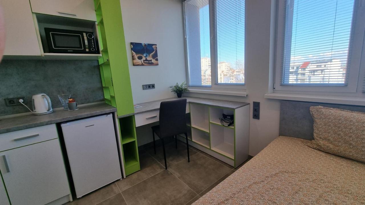 Dorm Bg Pet-Friendly Aparthotel スタラ・ザゴラ エクステリア 写真